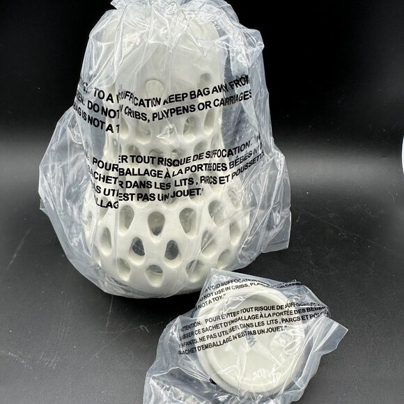 Williams Sonoma Pierced White Porcelain Tea Light Candle Holder Lantern Vintage - Picture 11 of 11